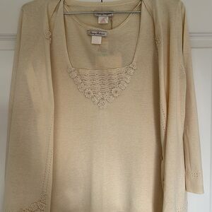 Tommy Bahama Lg sweater and med tank 2 piece set NWT Bali Bouquet white coral